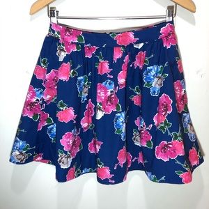 KATE SPADE beautiful floral mini skirt